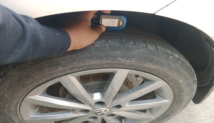 2019 Volkswagen Ameo HIGHLINE PLUS 1.5L AT 16 ALLOY, Diesel, Automatic, 1,10,123 km, tyre