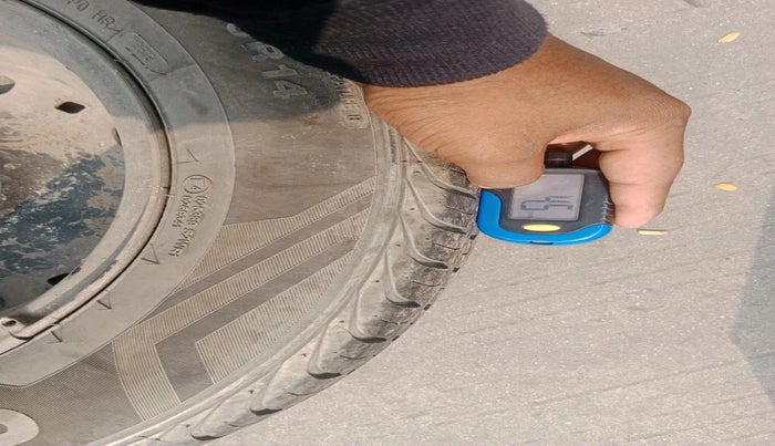 2019 Volkswagen Ameo HIGHLINE PLUS 1.5L AT 16 ALLOY, Diesel, Automatic, 1,10,123 km, tyre