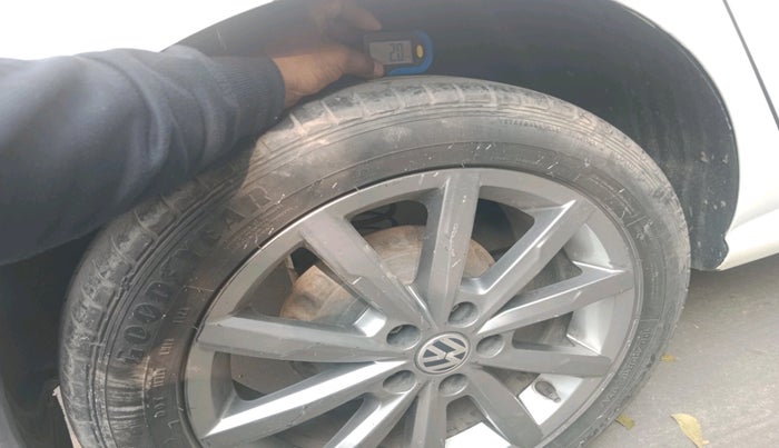 2019 Volkswagen Ameo HIGHLINE PLUS 1.5L AT 16 ALLOY, Diesel, Automatic, 1,10,123 km, tyre