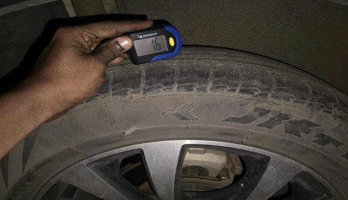 2021 Maruti S Cross ZETA 1.5, Petrol, Manual, 43,922 km, tyre