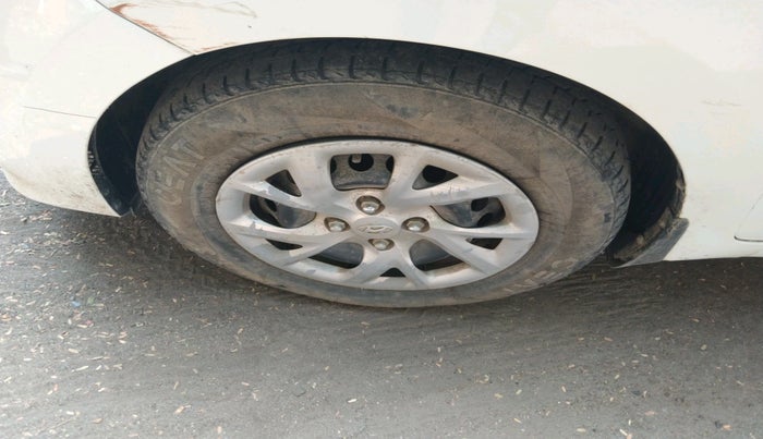 2017 Hyundai Grand i10 MAGNA 1.1 CRDI, Diesel, Manual, 77,037 km, tyre