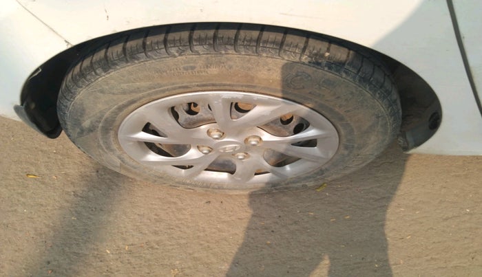 2017 Hyundai Grand i10 MAGNA 1.1 CRDI, Diesel, Manual, 77,037 km, tyre