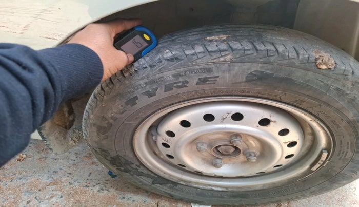 2020 Maruti New Wagon-R LXI CNG (O) 1.0, Petrol, Manual, 81,718 km, tyre