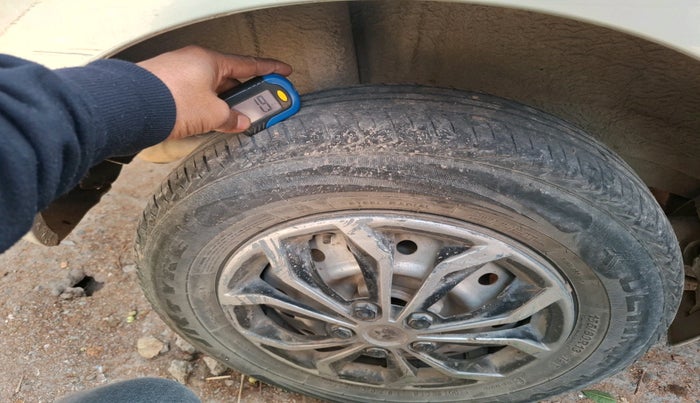 2020 Maruti New Wagon-R LXI CNG (O) 1.0, Petrol, Manual, 81,718 km, tyre