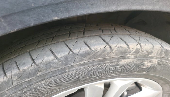 2016 Hyundai Creta SX 1.6 DIESEL, Diesel, Manual, 1,27,862 km, tyre