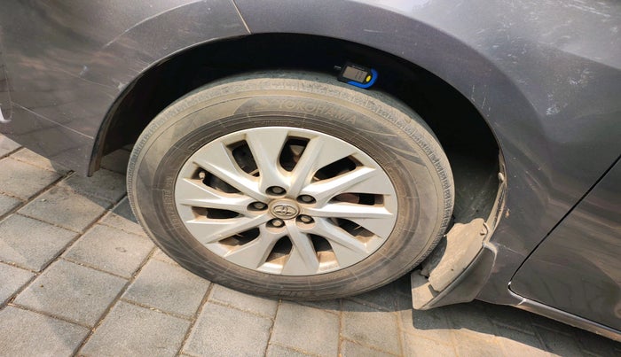 2018 Toyota Corolla Altis G PETROL, Petrol, Manual, 83,994 km, tyre