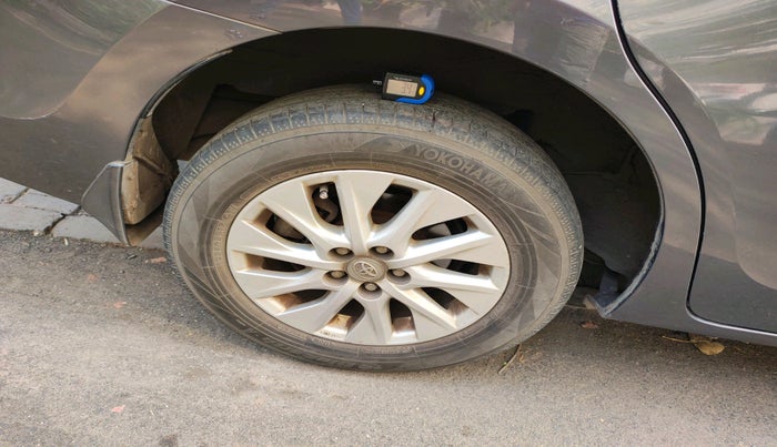 2018 Toyota Corolla Altis G PETROL, Petrol, Manual, 83,994 km, tyre