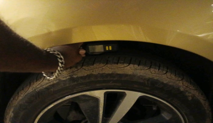 2021 Tata ALTROZ XZ PLUS PETROL, Petrol, Manual, 21,105 km, tyre