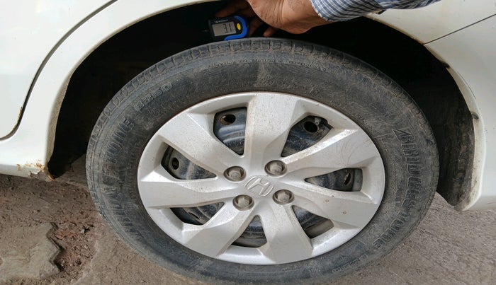 2015 Honda Mobilio 1.5L I-VTEC S, Petrol, Manual, 65,726 km, tyre