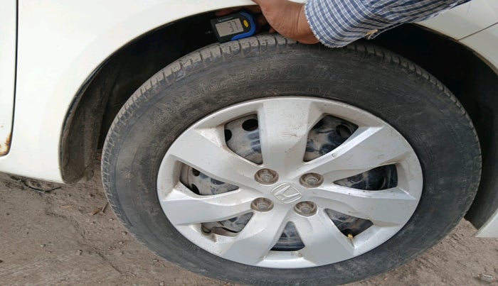 2015 Honda Mobilio 1.5L I-VTEC S, Petrol, Manual, 65,726 km, tyre