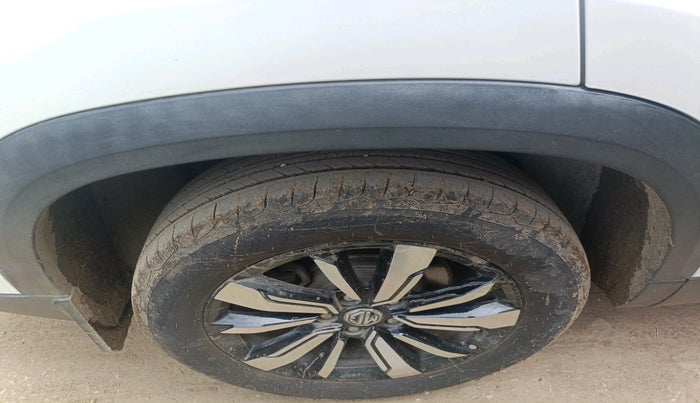 2019 MG HECTOR SHARP 1.5 DCT PETROL, Petrol, Automatic, 49,314 km, tyre