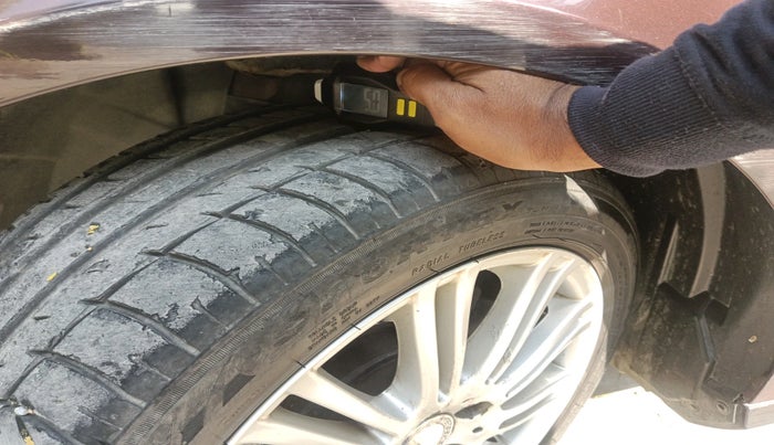 2012 Mercedes Benz E Class E 220 CDI ELEGANCE, Diesel, Automatic, 82,597 km, tyre