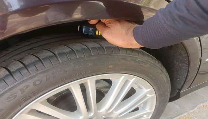 2012 Mercedes Benz E Class E 220 CDI ELEGANCE, Diesel, Automatic, 82,597 km, tyre