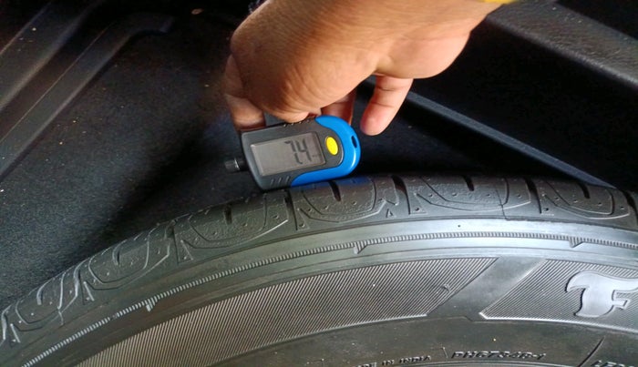 2019 Jeep Compass LIMITED PLUS DIESEL, Diesel, Manual, 1,06,004 km, tyre