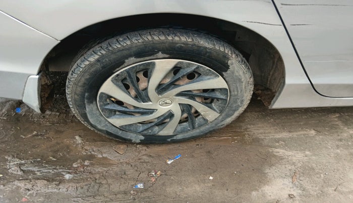 2015 Honda City 1.5L I-DTEC SV, Diesel, Manual, 1,23,978 km, tyre