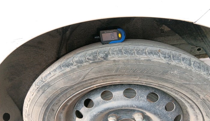 2013 Hyundai i20 SPORTZ 1.2, Petrol, Manual, 80,960 km, tyre