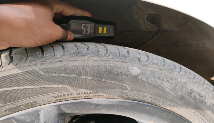 2022 Hyundai NEW I20 SPORTZ 1.2 MT, Petrol, Manual, 25,942 km, tyre