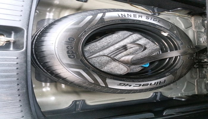 2021 Hyundai Creta SX EXECUTIVE 1.5 DIESEL, Diesel, Manual, 82,973 km, tyre