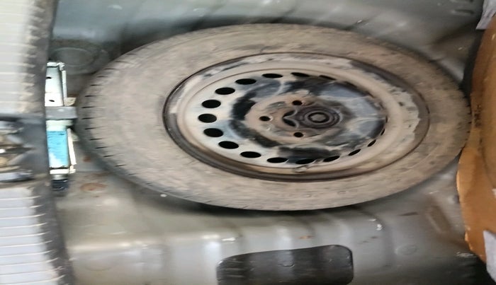 2017 Hyundai Grand i10 SPORTZ (O) 1.2 KAPPA VTVT, Petrol, Manual, 82,139 km, tyre