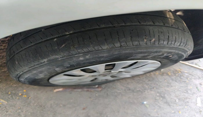 2015 Fiat Punto EVO ACTIVE 1.3 MULTIJET, Diesel, Manual, 95,890 km, tyre