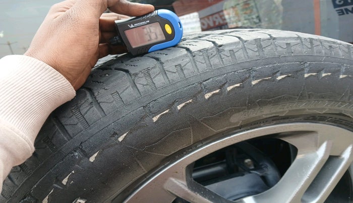 2022 Mahindra Thar LX D AT 4WD HT, Diesel, Automatic, 80,126 km, tyre