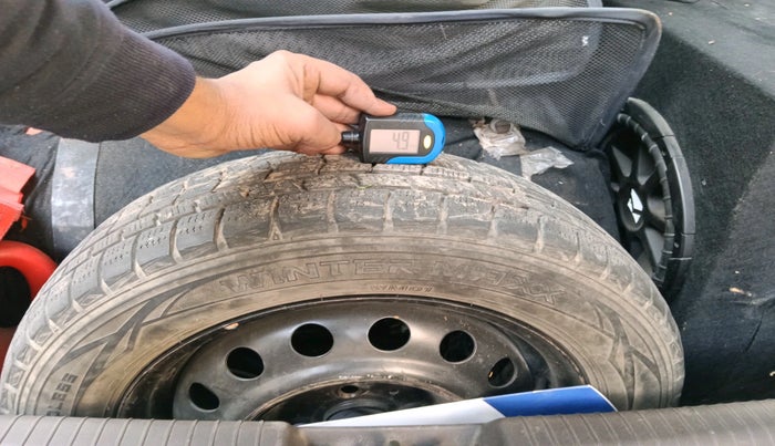 2012 Hyundai i20 MAGNA 1.2, Petrol, Manual, 1,40,883 km, tyre