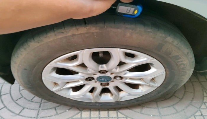 2015 Ford Ecosport TITANIUM 1.5L PETROL AT, Petrol, Automatic, 90,074 km, tyre