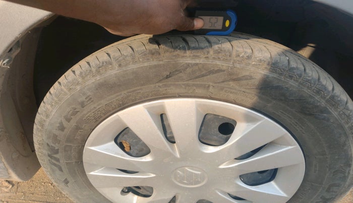 2014 Maruti Swift Dzire VDI, Diesel, Manual, 80,826 km, tyre