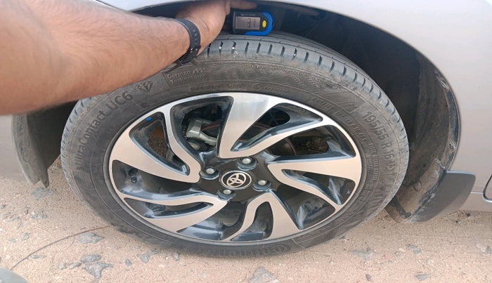 2021 Toyota Glanza G, Petrol, Manual, 77,339 km, tyre