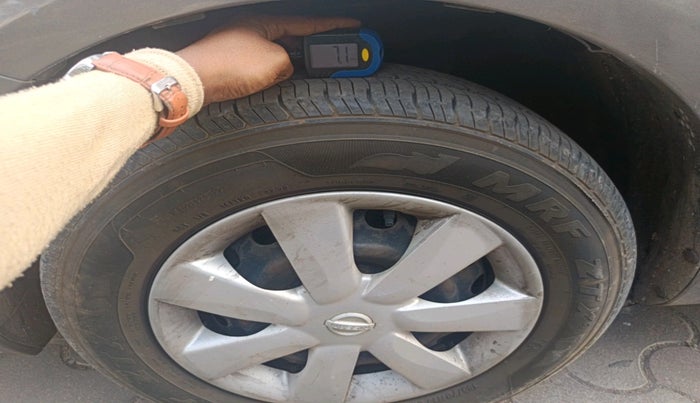 2014 Nissan Sunny XL CVT, Petrol, Automatic, 79,315 km, tyre