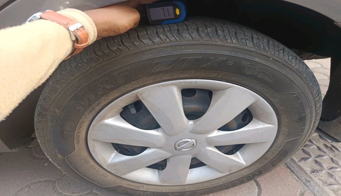 2014 Nissan Sunny XL CVT, Petrol, Automatic, 79,315 km, tyre