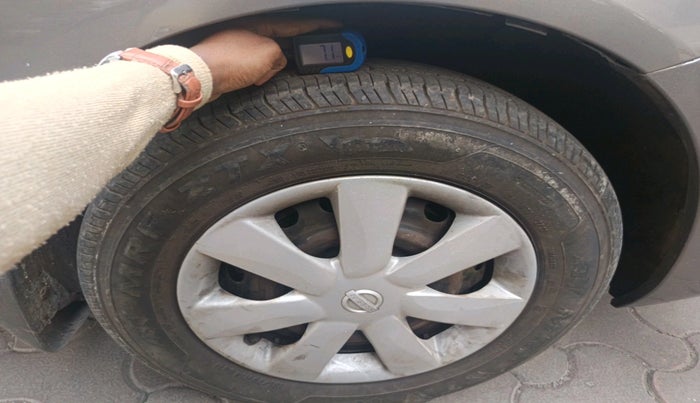 2014 Nissan Sunny XL CVT, Petrol, Automatic, 79,315 km, tyre