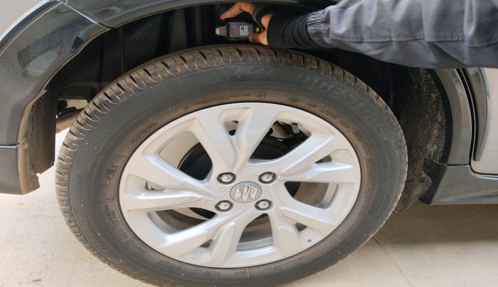 2024 Maruti Swift ZXi, Petrol, Manual, 6,039 km, tyre