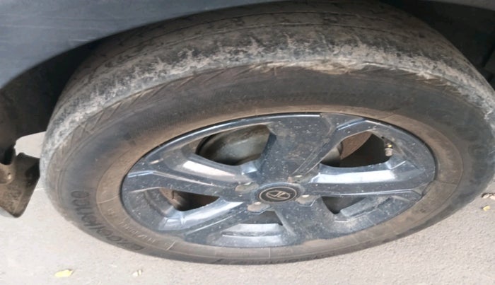 2022 Tata NEXON XZ PLUS (PREMIUM) DIESEL, Diesel, Manual, 75,918 km, tyre