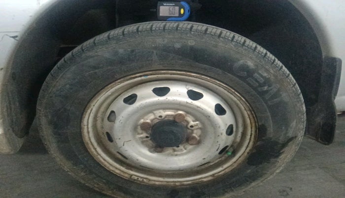 2015 Tata Indica V2 LS DIESEL, Diesel, Manual, 1,24,011 km, tyre