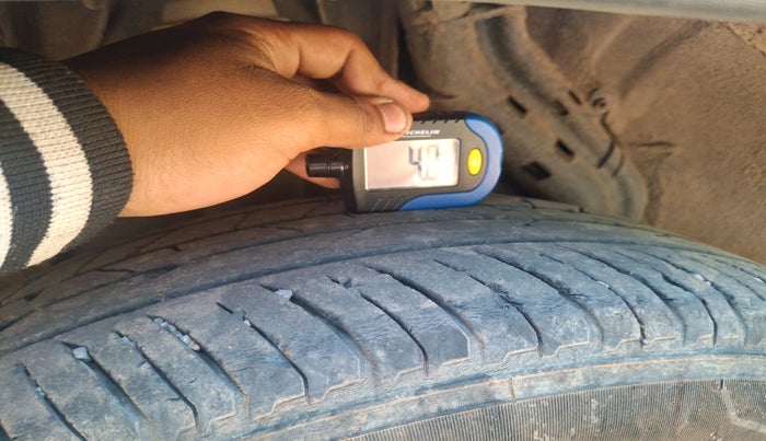 2022 Renault Kiger RXZ TURBO CVT DUAL TONE, Petrol, Automatic, 25,886 km, tyre