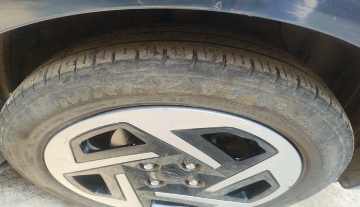 2023 Hyundai AURA S 1.2 CNG, Petrol, Manual, 36,379 km, tyre