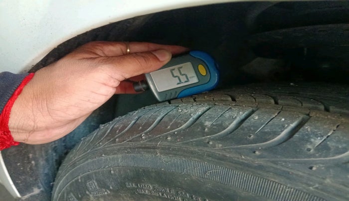 2013 Hyundai i20 MAGNA (O) 1.2, Petrol, Manual, 12,093 km, tyre