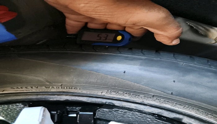 2022 Tata PUNCH ACCOMPLISHED MT, Petrol, Manual, 26,663 km, tyre