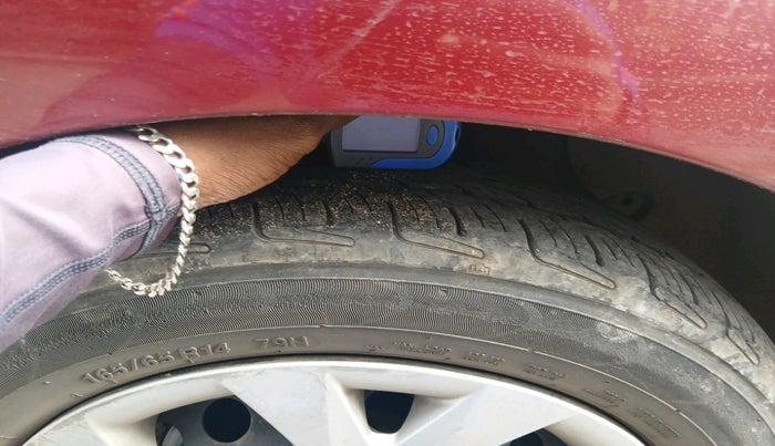 2014 Hyundai Grand i10 SPORTZ 1.2 KAPPA VTVT, Petrol, Manual, 1,17,837 km, tyre