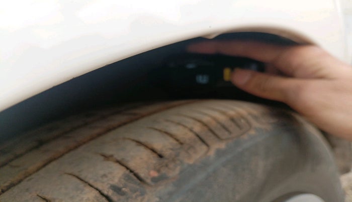 2017 Hyundai Grand i10 SPORTZ (O) 1.2 U2 CRDI, Diesel, Manual, 1,55,938 km, tyre