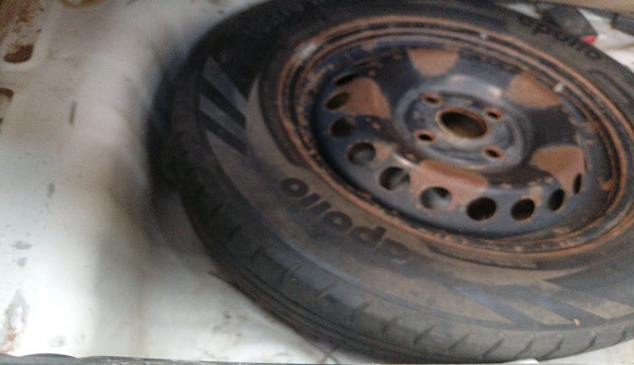 2017 Hyundai Grand i10 SPORTZ (O) 1.2 U2 CRDI, Diesel, Manual, 1,55,938 km, tyre