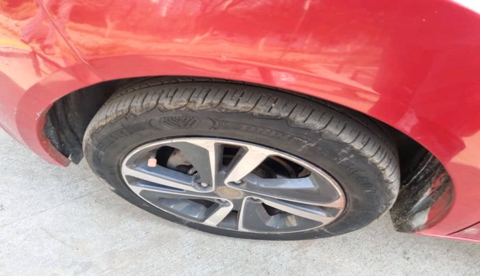 2022 Tata ALTROZ XZ PLUS PETROL, Petrol, Manual, 29,686 km, tyre