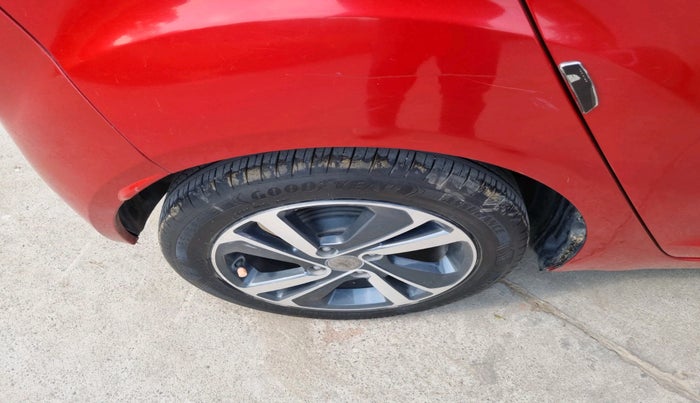 2022 Tata ALTROZ XZ PLUS PETROL, Petrol, Manual, 29,686 km, tyre