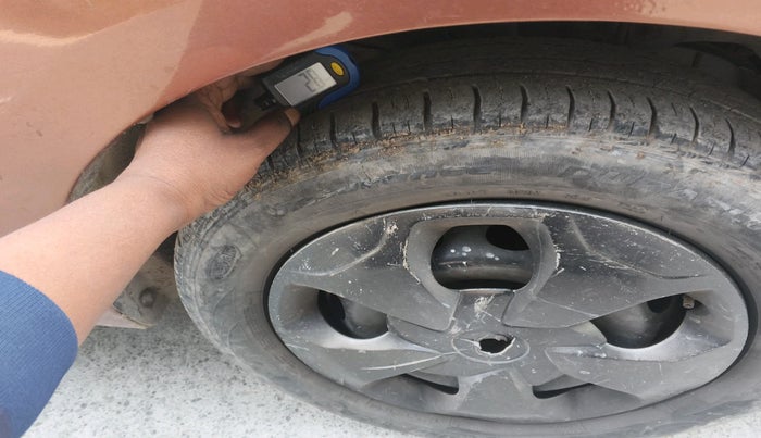 2018 Tata TIGOR XT PETROL, Petrol, Manual, 71,627 km, tyre