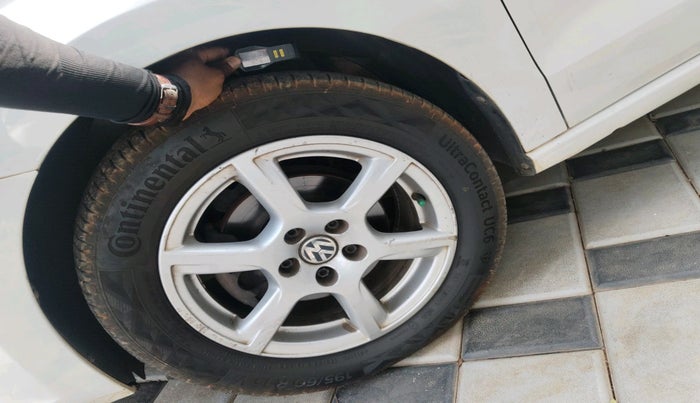 2014 Volkswagen Vento HIGHLINE DIESEL 1.6, Diesel, Manual, 3,10,183 km, tyre