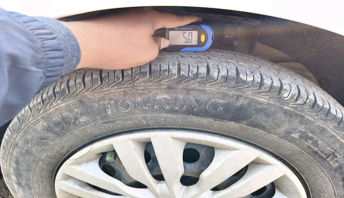 2018 Maruti Dzire VDI, Diesel, Manual, 1,45,160 km, tyre