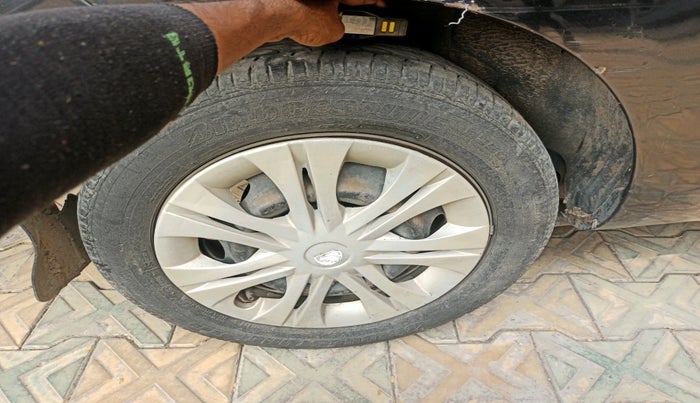 2012 Tata Manza VX QUADRAJET, Diesel, Manual, 61,511 km, tyre