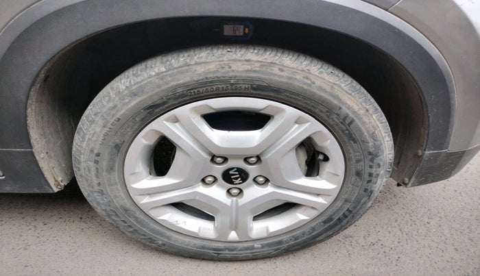 2021 KIA SONET HTX 1.0 IMT, Petrol, Manual, 99 km, tyre