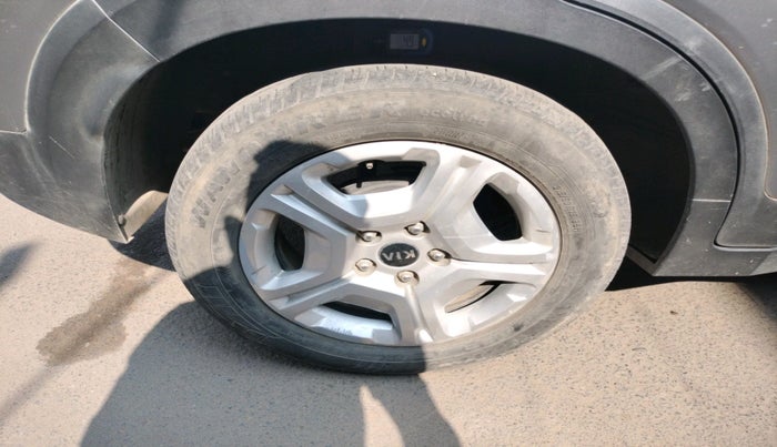 2021 KIA SONET HTX 1.0 IMT, Petrol, Manual, 99 km, tyre